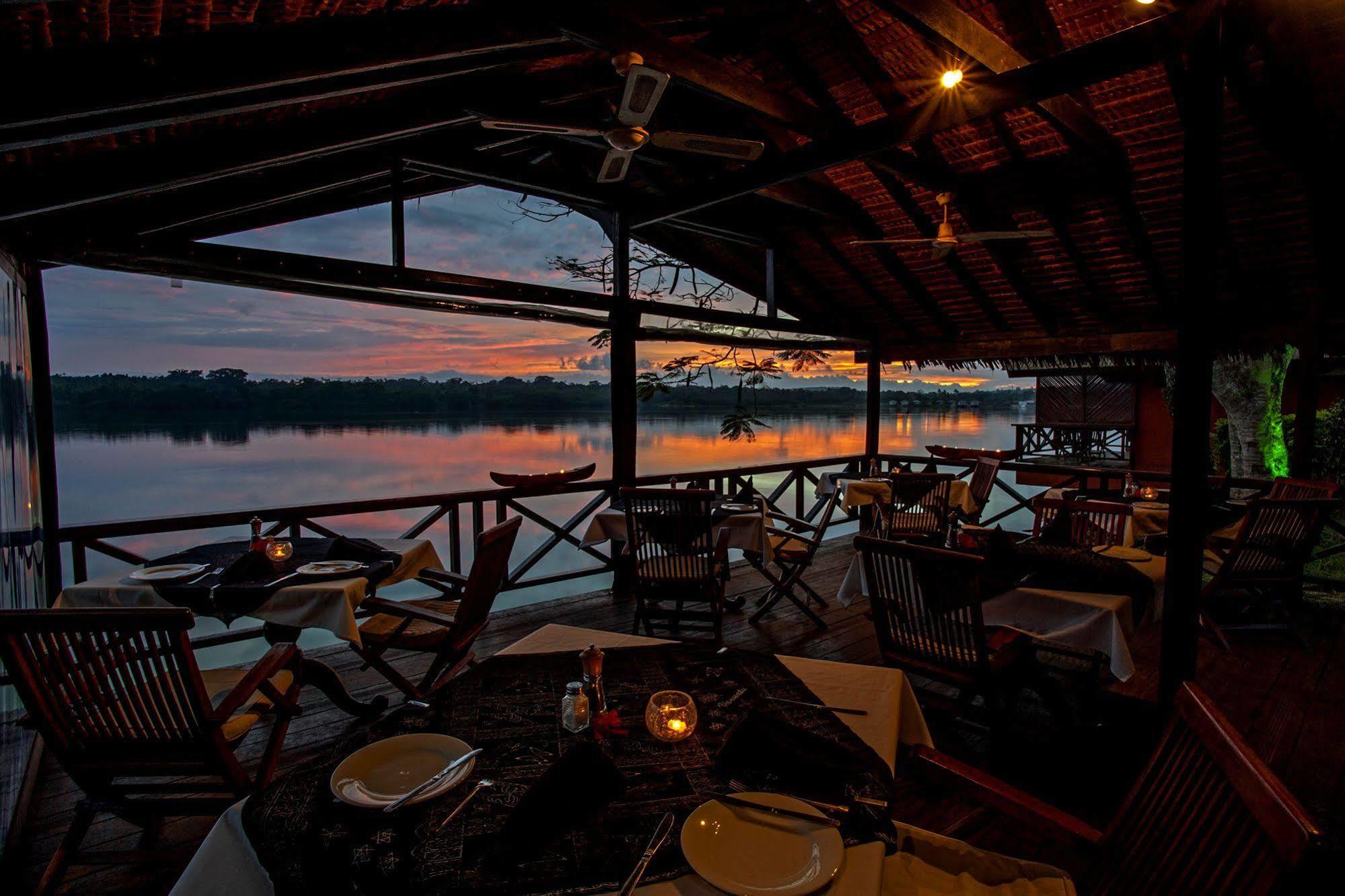 Sunset Bungalows Resort, Vanuatu Port Vila Dış mekan fotoğraf