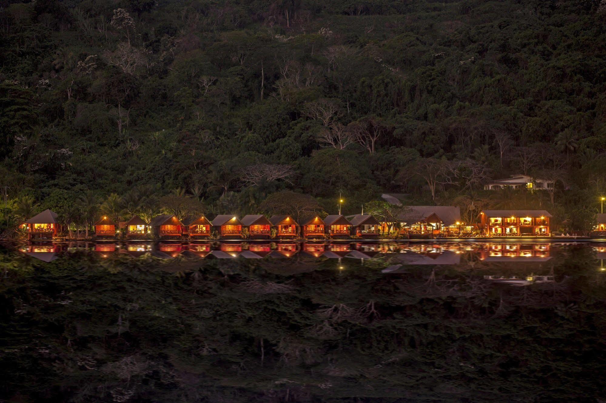 Sunset Bungalows Resort, Vanuatu Port Vila Dış mekan fotoğraf